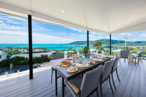 Airlie Blue On Blue, Airlie Beach